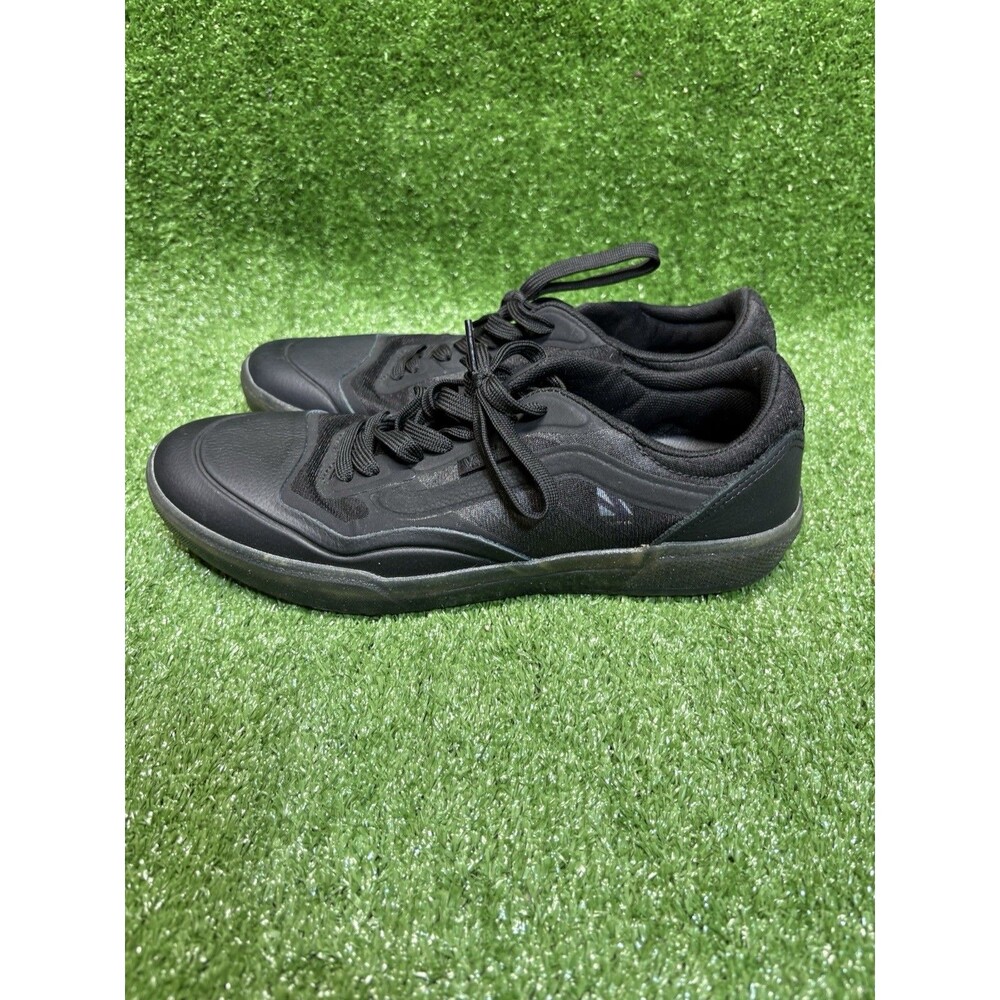 Mens Vans AVE Pro Size 8.5 Black Skateboarding Casual Shoes Sneakers